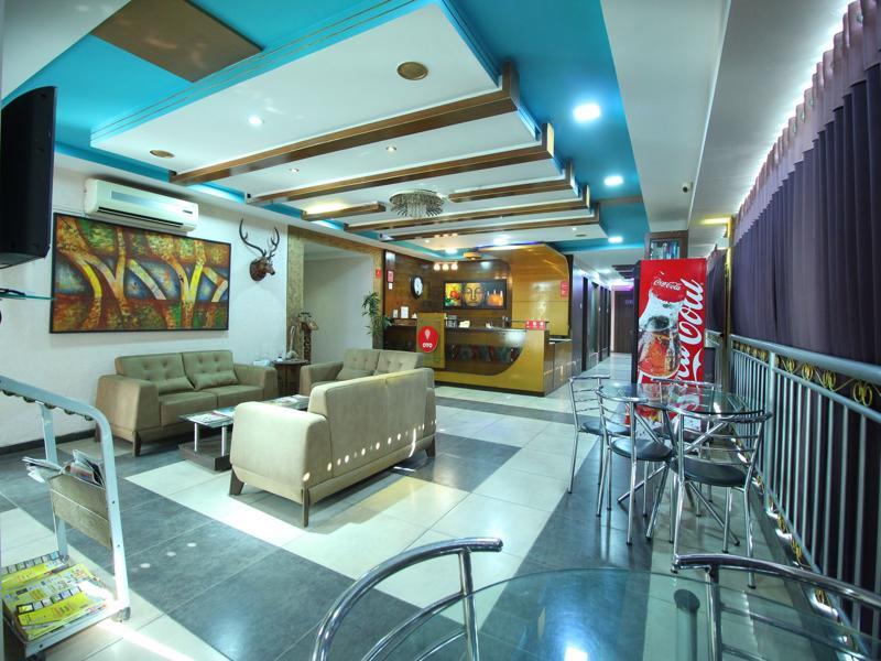 Oyo 4161 Hotel Shailly Inn Ахмедабад Экстерьер фото
