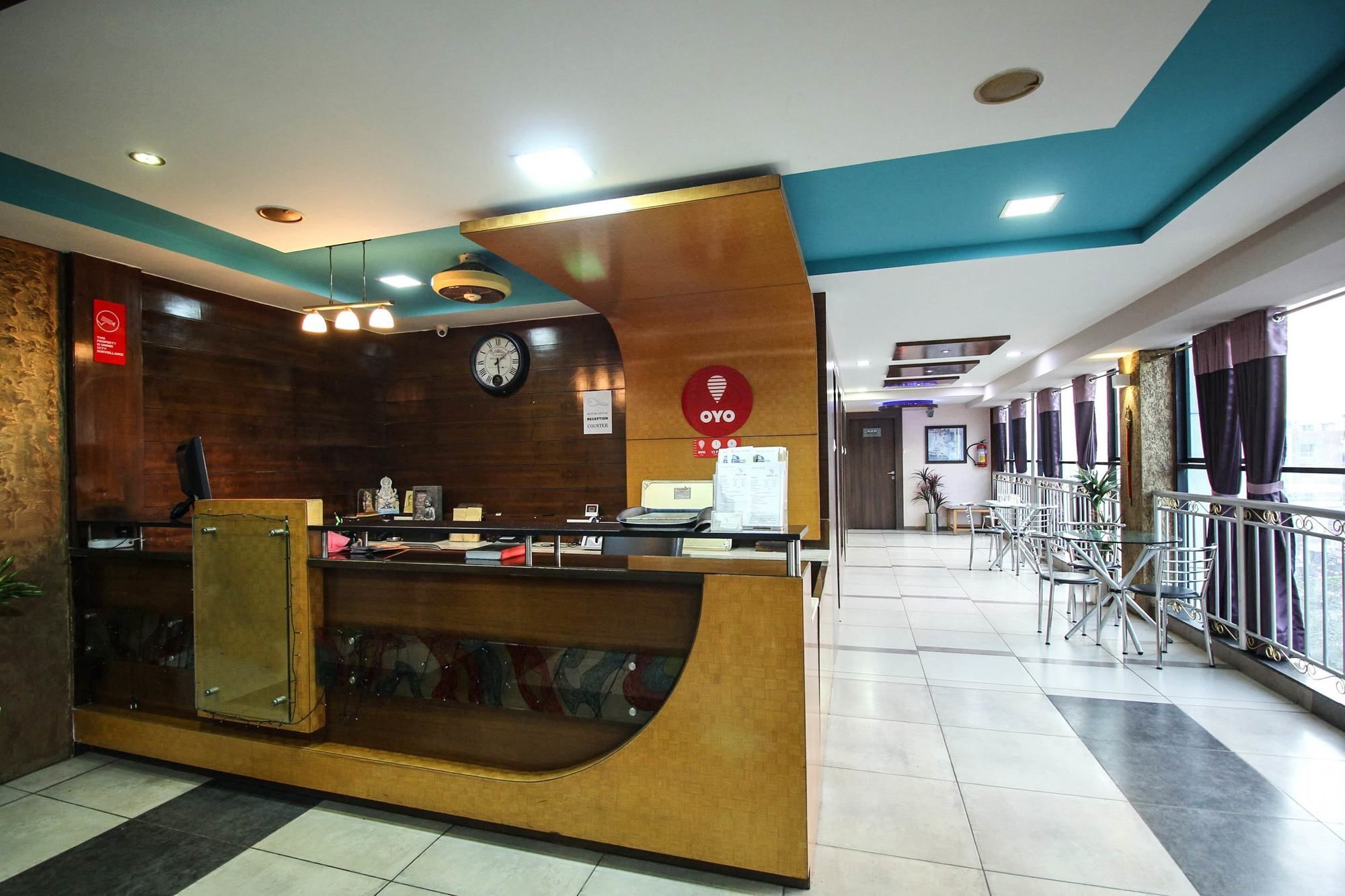 Oyo 4161 Hotel Shailly Inn Ахмедабад Экстерьер фото