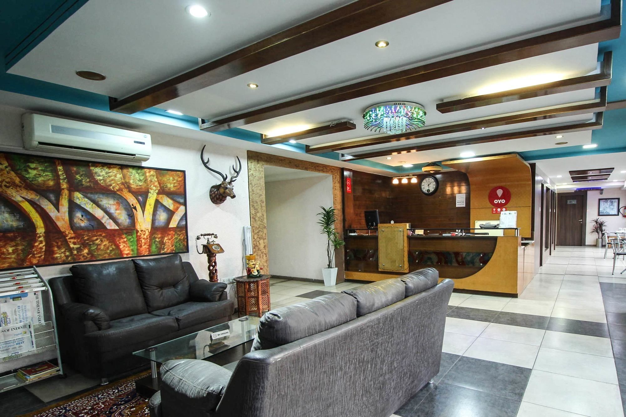 Oyo 4161 Hotel Shailly Inn Ахмедабад Экстерьер фото